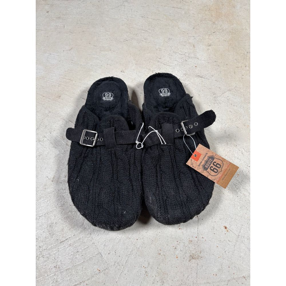 Route 66 black knit Boston slides